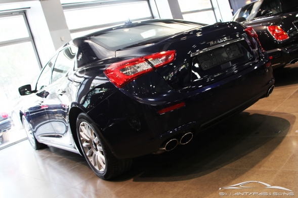 2016 Maserati Ghibli