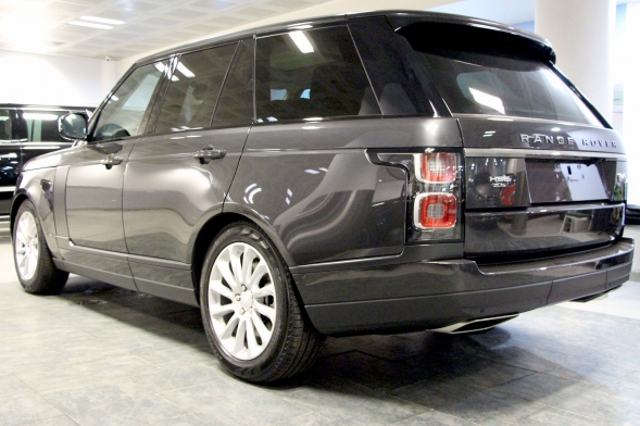 2018 Range Rover HSE  Dark Grey