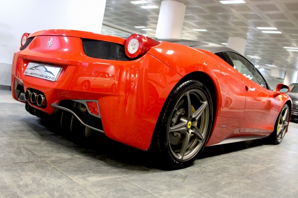 2010 Ferrari 458 Italia Red